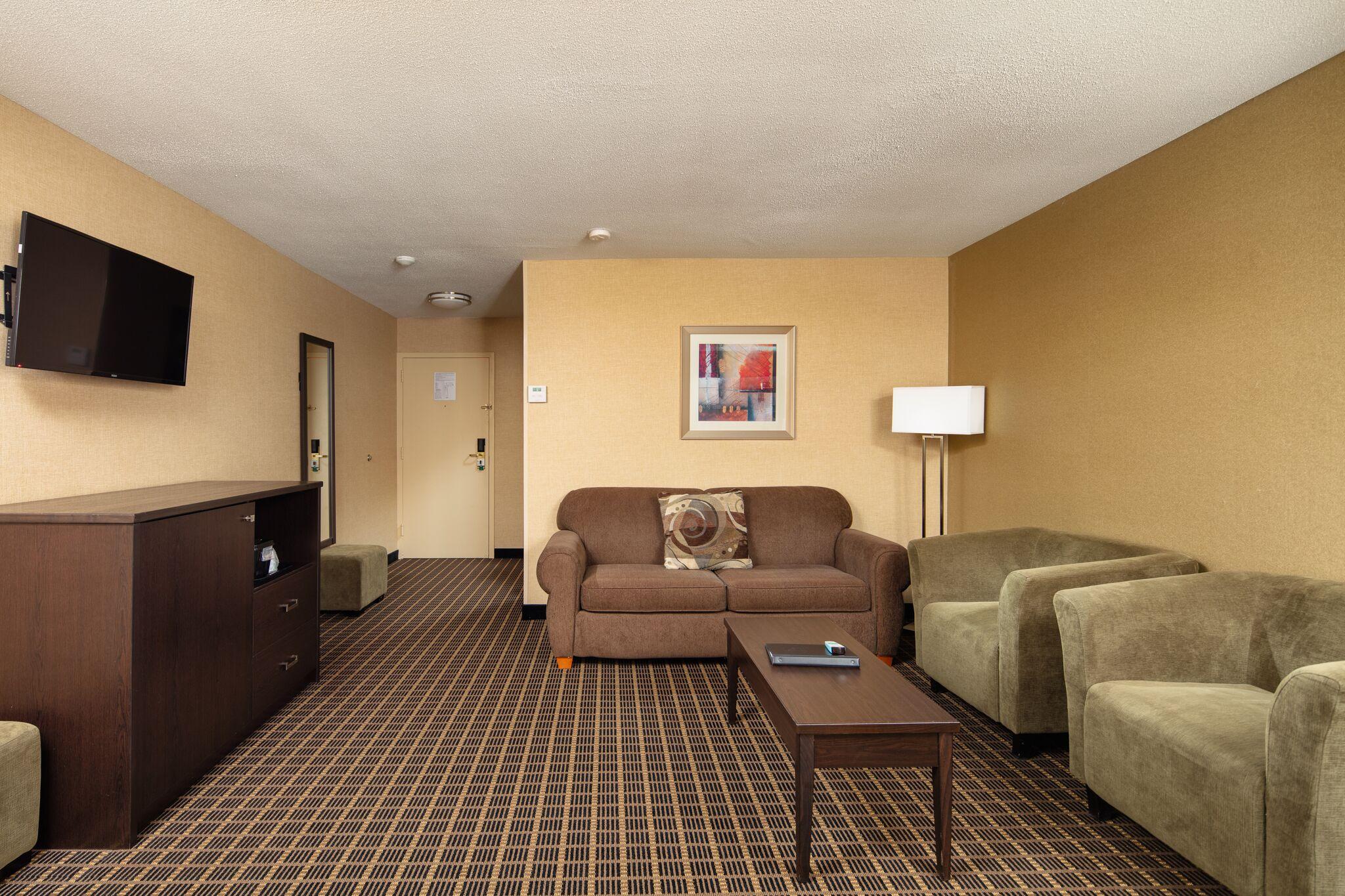 Quality Inn & Suites Downtown Виндзор Экстерьер фото